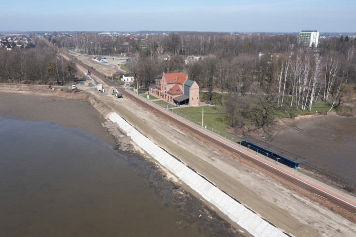 CEF, śląskie, modernizacja stacji, maszyna, Czechowice-Dziedzice, nowy  most, Zabrzeg, Goczałkowice-Zdrój