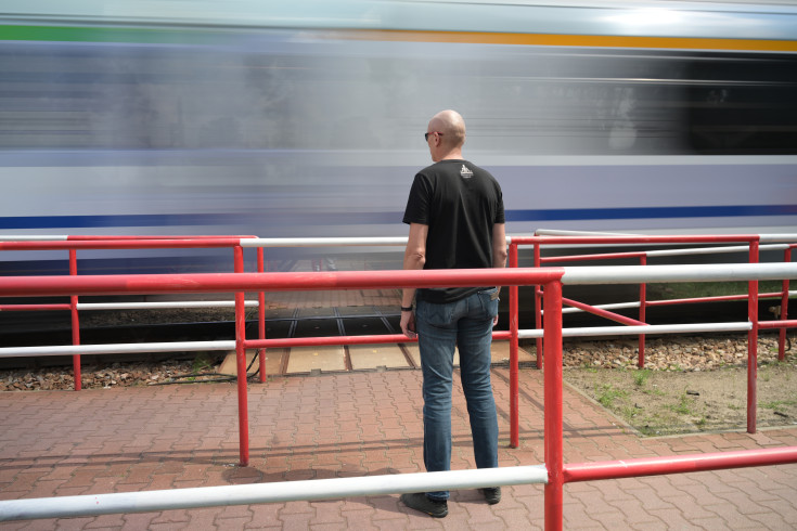 bezpieczeństwo, krzyż św. Andrzeja, Józefów, przejście pieszo-rowerowe