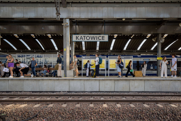 pasażer, peron, stacja, E65, Katowice, katowicki węzeł kolejowy