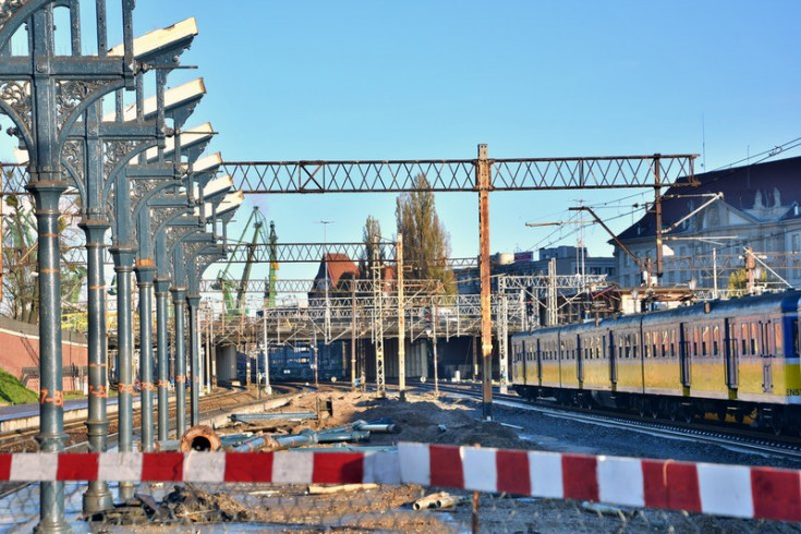 sieć trakcyjna, peron, modernizacja, informacja prasowa, POIiŚ 2014-2020, wiata, Program Operacyjny Infrastruktura i Środowisko, zabytek, Gdańsk Główny, inwestycja