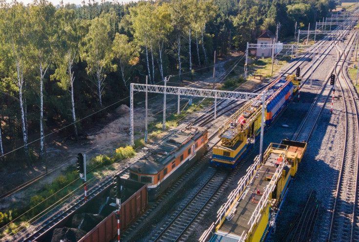 pracownik, tor, wymiana sieci trakcyjnej