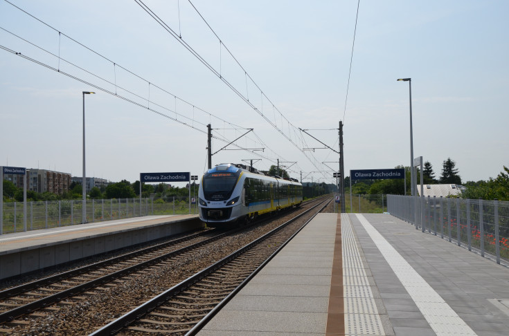 nowy przystanek, nowa infrastruktura, Oława Zachodnia, pociąg osobowy