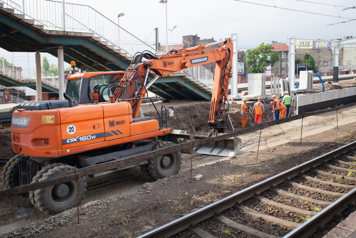 peron, stacja, POIiŚ 2014-2020, Szczecin Główny, wiata, kładka