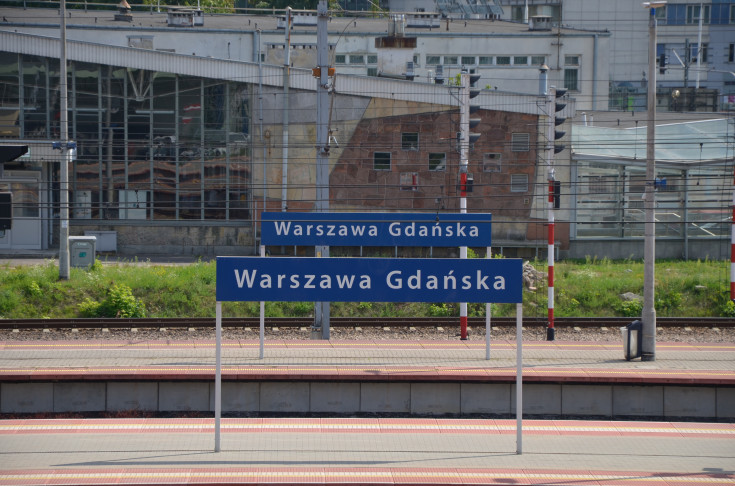 pasażer, peron, linia obwodowa, Warszawa Gdańska, aglomeracja warszawska