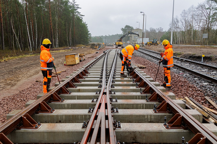 towary, pracownicy, rozjazd, port Świnoujście, nowa infrastruktura