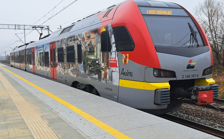 LCS, pociąg, ŁKA, nowy przystanek, nowy peron, Sierakowice Skierniewickie