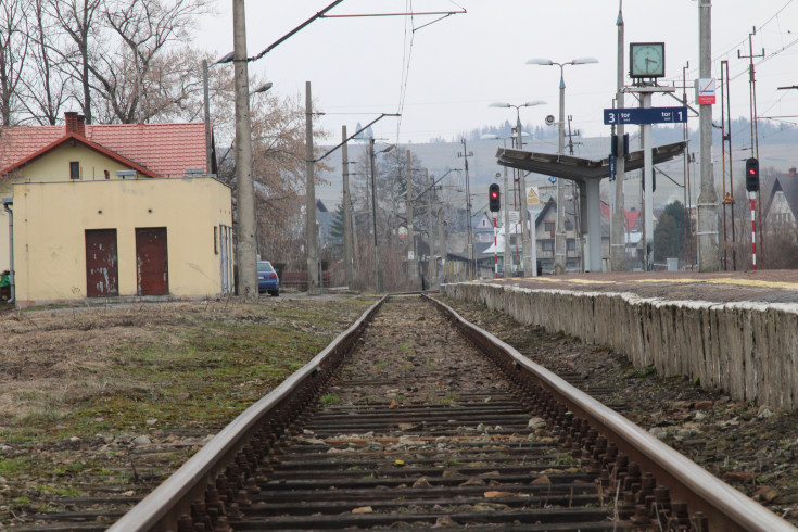 POIiŚ 2014-2020, małopolskie, przed modernizacją, Lasek, przystanek, kolejowa zakopianka