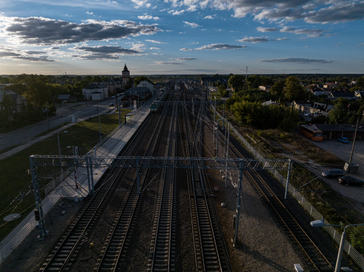 Dęblin, stacja, infrastruktura kolejowa, dron, zdjęcia z drona