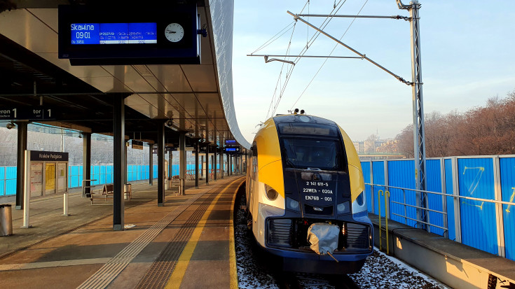 Kraków Podgórze, nowa infrastruktura, pociąg pasażerski