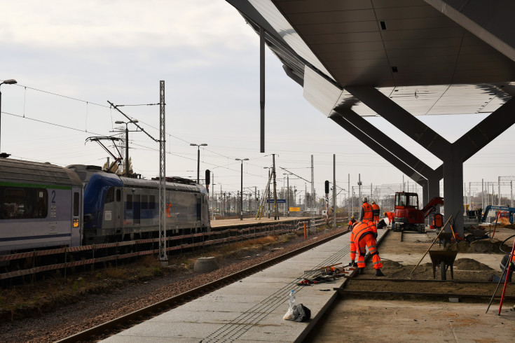 stacja, Warszawa Zachodnia, linia średnicowa, warszawska linia średnicowa, przebudowa peronu, Budimex