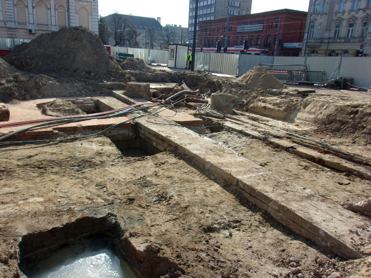 nowy przystanek, nowa infrastruktura, www.tunel-laczypolske.pl, Łódź Śródmieście, prace archeologiczne, synagoga