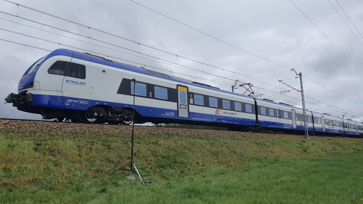 pociąg osobowy, LK9, poligon badawczy