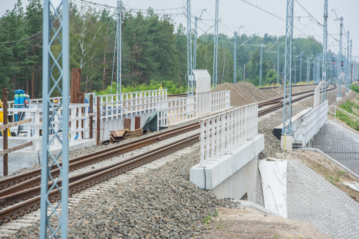 wiadukt, modernizacja, POIiŚ 2014-2020, Program Operacyjny Infrastruktura i Środowisko, tor, Czachówek, Czachówek Górny, inwestycja