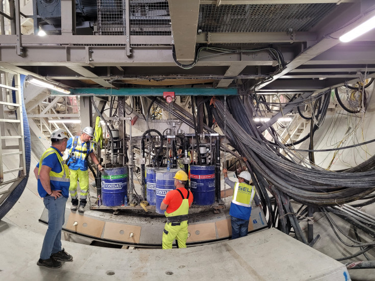 TBM, Święta Katarzyna, tarcza, drążenie tunelu kolejowego