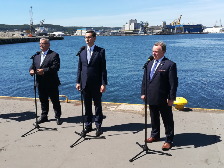 Merchel Ireneusz, Adamczyk Andrzej, briefing prasowy, Port Gdynia, Morawiecki Mateusz