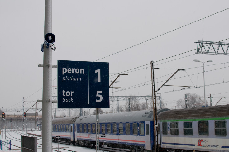 pociąg, informacja pasażerska, PKP Intercity, Częstochowa, Częstochowa Stradom, zima, wagon