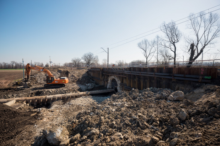 modernizacja, E30, E65, most kolejowy, nowa infrastruktura pasażerska, nowy tor, Czechowice-Dziedzice, most nad Młynówką