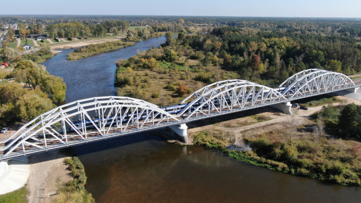 pociąg, most nad Pilicą, Warta, nowa infrastruktura, kursowanie pociągów, 160 km/h