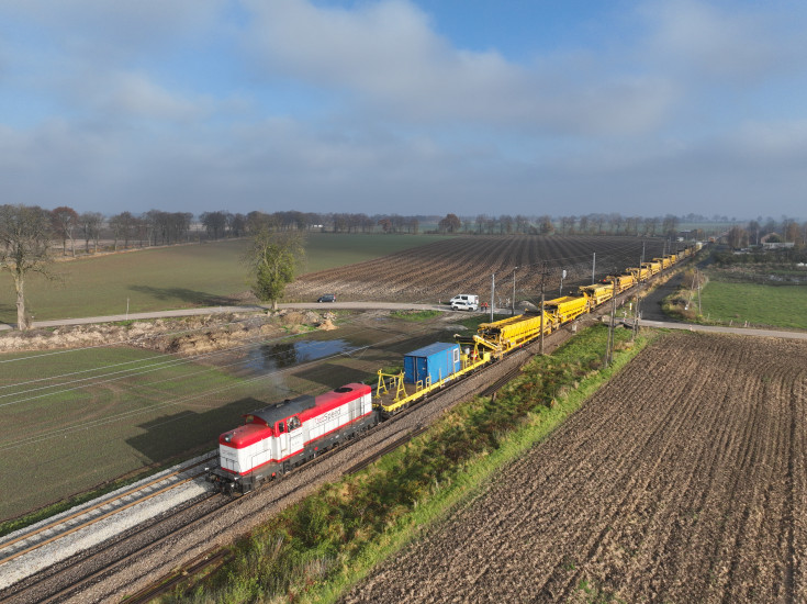 PUN, maszyna, LK204, prace na stacji kolejowej