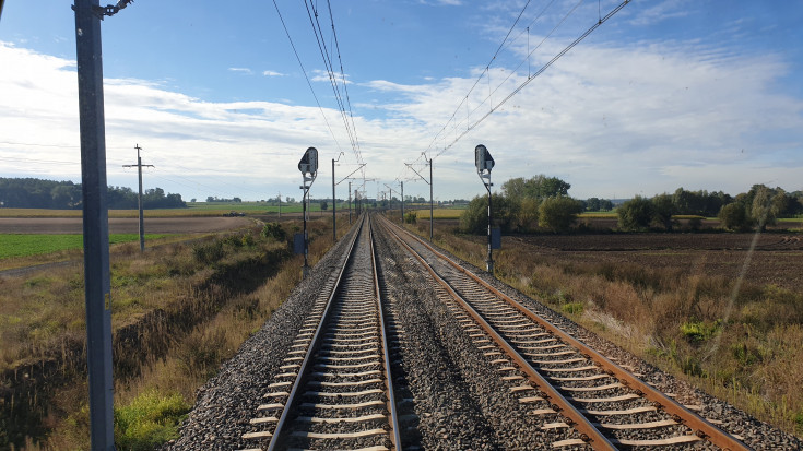 Poznań, szlak, Czempiń, E59, Wrocław, nowa sieć trakcyjna, nowa infrastruktura pasażerska, nowy tor