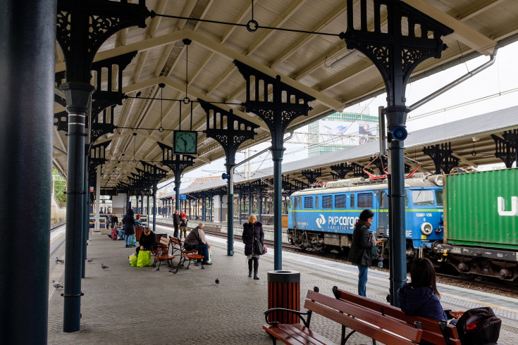 przejście podziemne, Gdańsk Główny, nowe schody ruchome