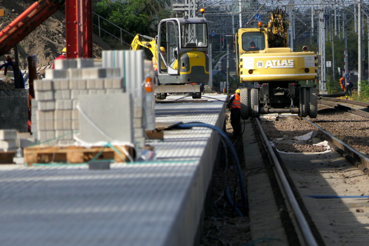 linia obwodowa, Warszawa Powązki, nowy przystanek, nowa kładka