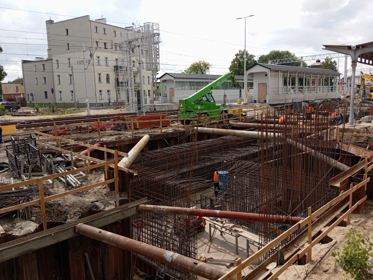 stacja, nowy tor, nowa infrastruktura, nowe przejście na peron, nowy peron, Ostórda