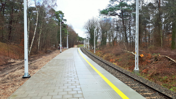 nowy przystanek, LK405, nowa infrastruktura pasażerska, nowy tor, Ustka Uroczysko