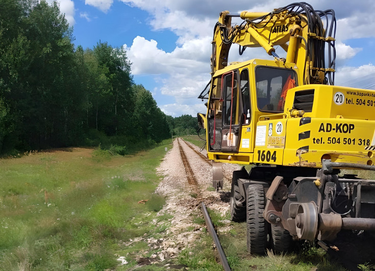 LK25, nowy przystanek, prace budowlane, maszyna, nowa infrastruktura, program budowy 200 przystanków kolejowych, Tomaszówek