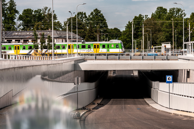 linia kolejowa, tunel, pociąg, droga, budowa, Sulejówek, Miasto Sulejówek, KPO, wąskie gardło, ulica