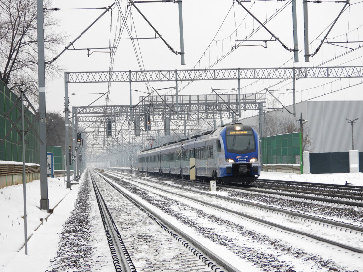 linia kolejowa, LK447, pociąg, LK1, zima, kursowanie pociągów