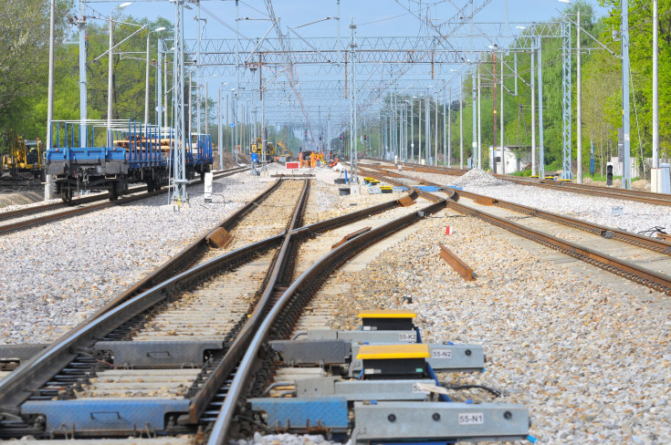 sieć trakcyjna, linia kolejowa, Grodzisk Mazowiecki, LK1, tor, rozjazd