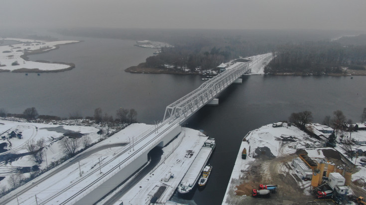 nowa infrastruktura, Wody Polskie, widok z góry, most na Regalicy