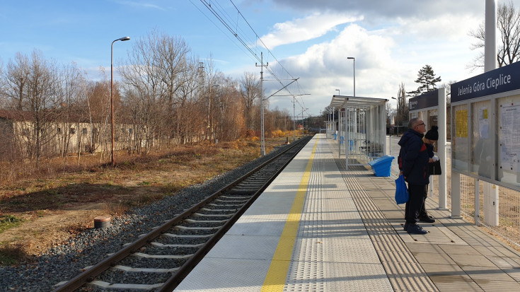 LK274, nowy przystanek, Jelenia Góra Cieplice, LK311, nowa infrastruktura pasażerska