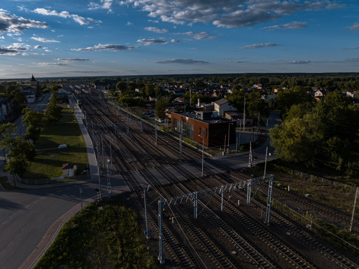 Dęblin, stacja, infrastruktura kolejowa, dron, zdjęcia z drona