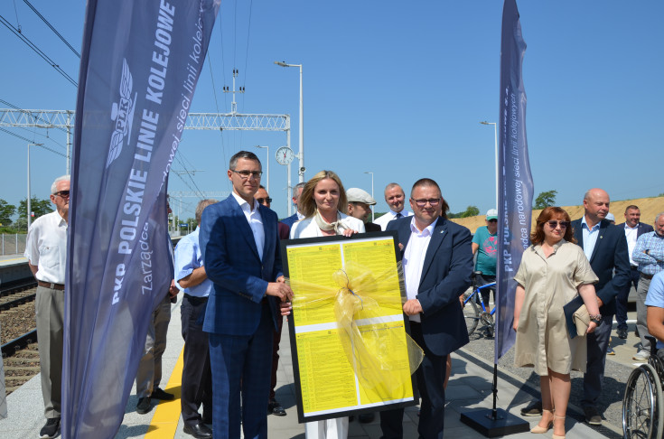 pasażer, pociąg, nowy przystanek, nowa infrastruktura, Kunice