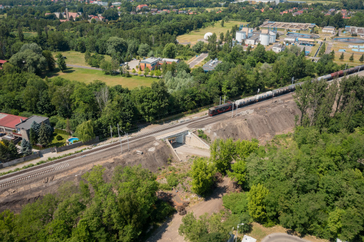 pociąg towarowy, przewóz towarów, prace budowlane, LK147, LK180, LK132, nowy tor, Zabrze Biskupice