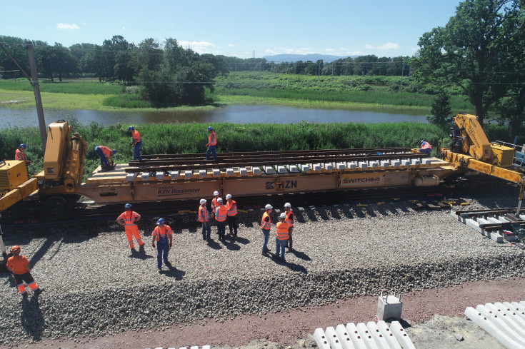 stacja, rozjazd, maszyna, nowa infrastruktura, Czechowice-Dziedzice, nowe podkłady, Switcher