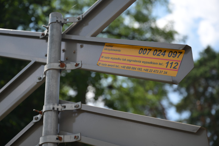 bezpieczeństwo, krzyż św. Andrzeja, Józefów, przejście pieszo-rowerowe