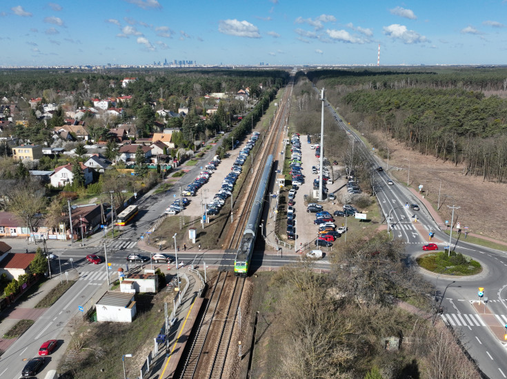 pociąg, budowa tunelu, plac budowy, Warszawa Wesoła, Praskiego Pułku