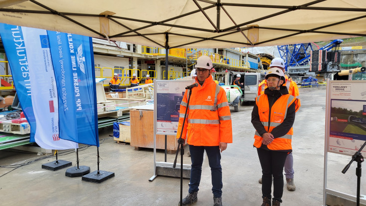 TBM, briefing prasowy, tarcza, Klimczak Dariusz, Męcina, Kinga, Jadwiga, podziemny tunel