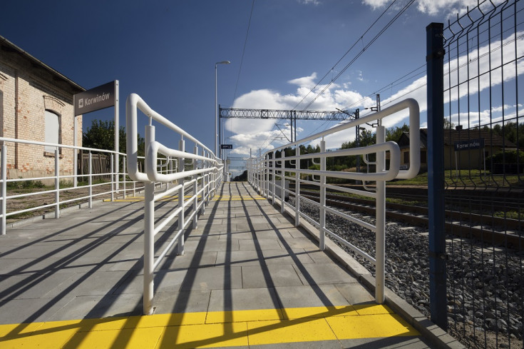 nowy przystanek, Wiedenka, Korwinów, nowa pochylnia, nowa infrastruktura pasażerska