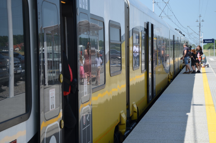 pasażer, nowy przystanek, nowa infrastruktura, nowy peron, pociąg osobowy, Kunice