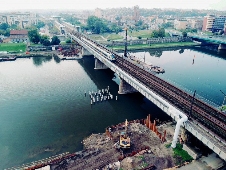 Kraków, most, aglomeracja krakowska, Wisła, krakowska linia średnicowa, nowy wiadukt, Bulwar Kurlandzki