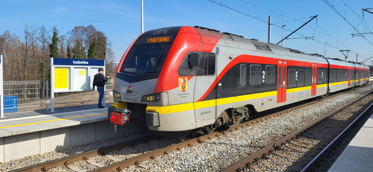 pociąg, ŁKA, nowy przystanek, nowa infrastruktura, Program Przystankowy, Izabelów