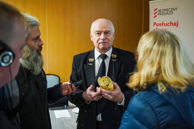 bezpieczny przejazd, bezpieczeństwo, kampania społeczna, kierowca, OSK, ośrodek szkolenia kierowców, warsztat, WORD, Kiełczyński Włodzimierz, edukacja dorosłych, instruktor nauki jazdy