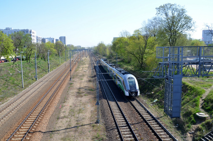 linia obwodowa, Warszawa Powązki, nowy przystanek