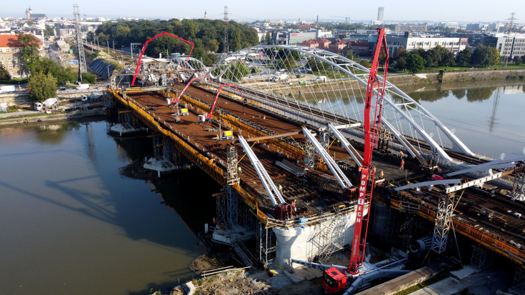 Kraków, E30, most nad Wisłą, nowa infrastruktura, betonowanie