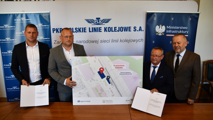 Tomaszów Mazowiecki, nowa infrastruktura, umowa na budowę, Program Przystankowy, nowy parking