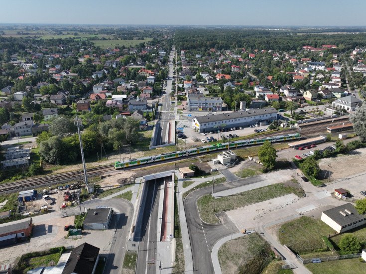 Teresin, tunel drogowy, nowa infrastruktura, widok z lotu ptaka, otwarcie